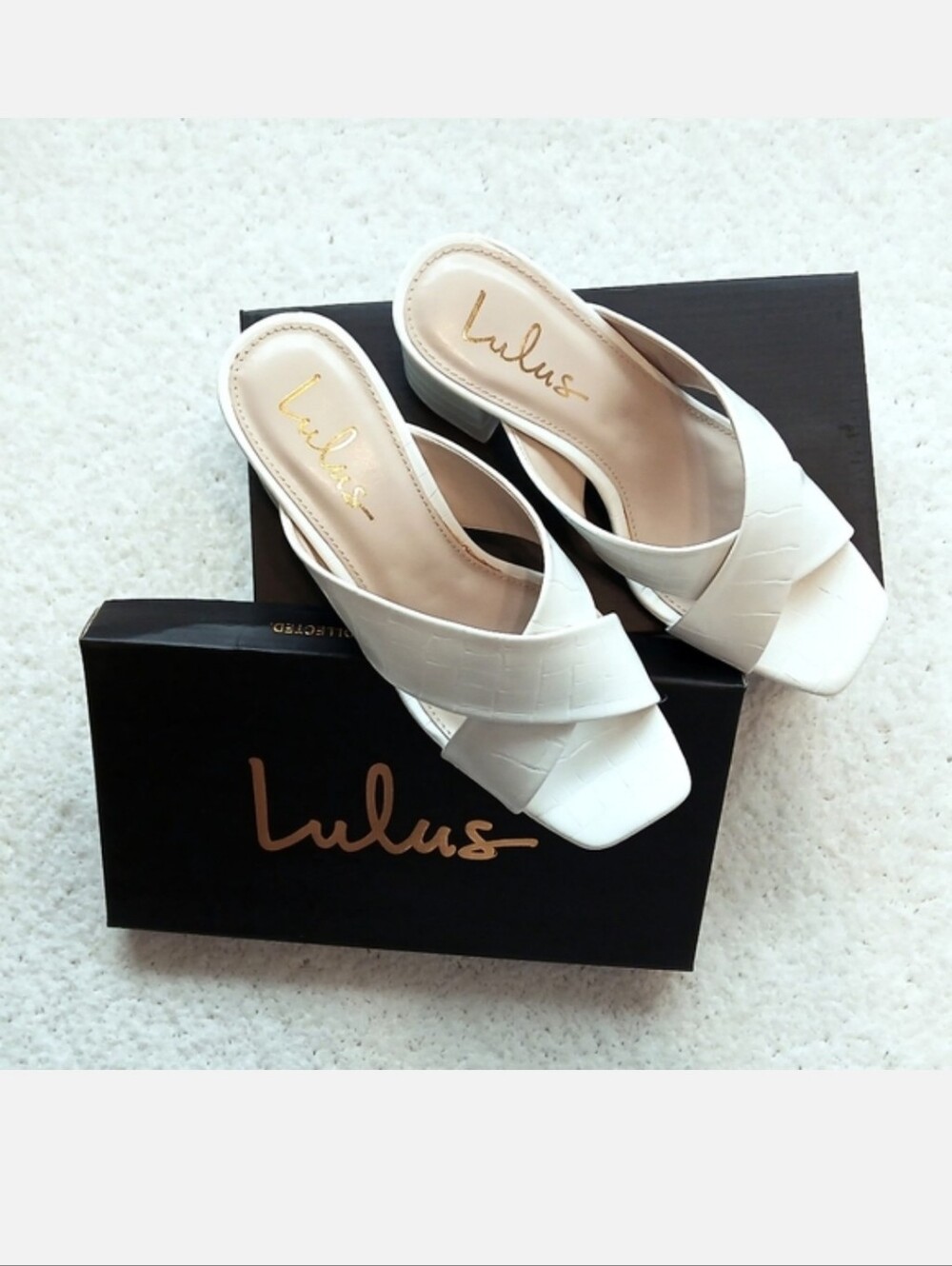 Lulus Ybarra Crocodile Embossed High Heel Open Toe Sandals in Off-White. Size 8